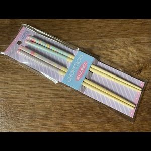 LITTLE TWIN STARS—Imported (NWT) 2 Pairs of Chopsticks
